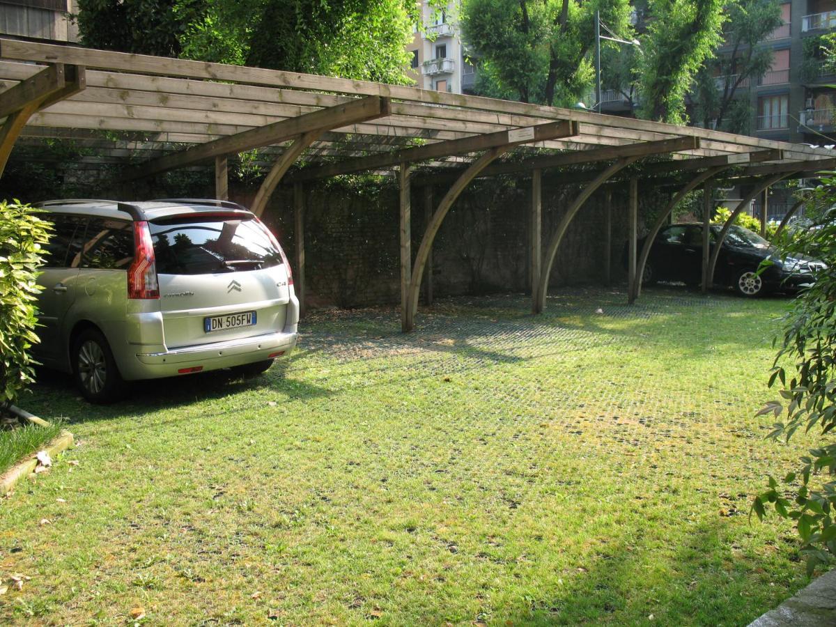 Residence Le Corti Milano Eksteriør billede